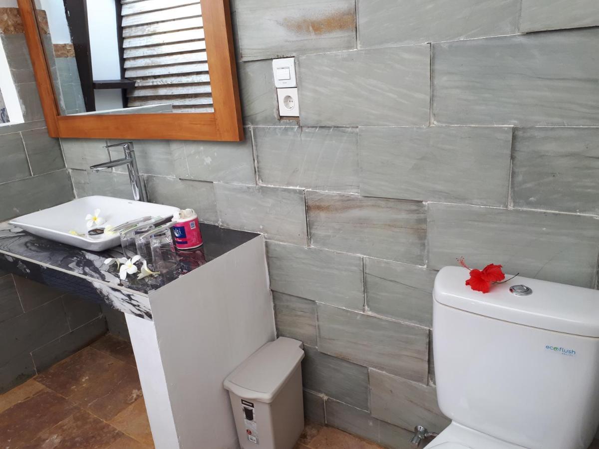 Coco Bale Hotel Gili Meno Exterior foto