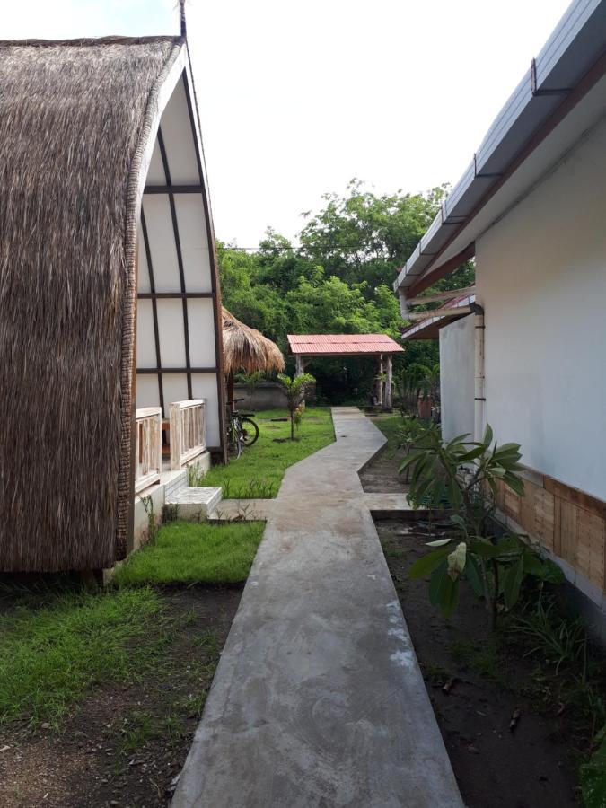 Coco Bale Hotel Gili Meno Exterior foto