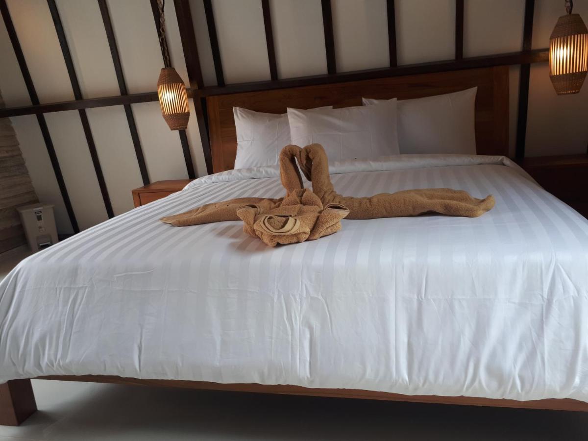 Coco Bale Hotel Gili Meno Exterior foto